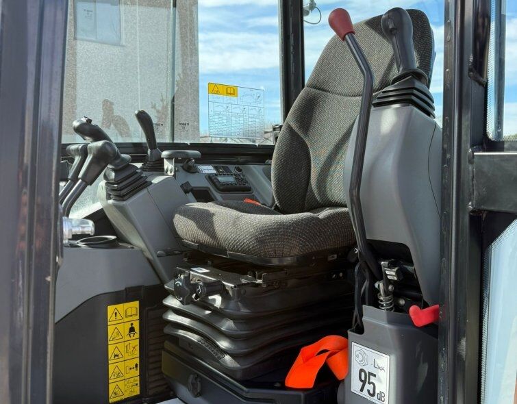 BOBCAT  E50Z ***IMPECABLE***